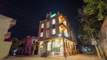 Front of property – evening/night