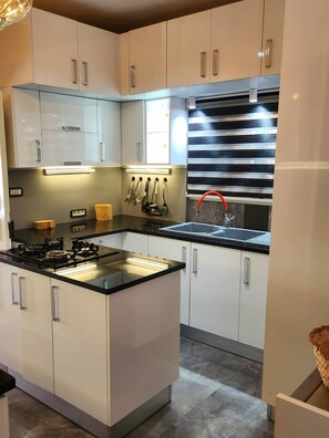 Apartment, 4 Bedrooms, Private Pool, Garden View | Private kitchen - High Standing Villa Casablanca (Aghir)