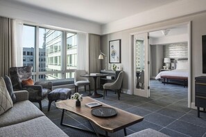 2 bedrooms, iron/ironing board, travel cot, WiFi