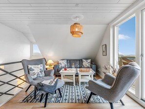 TV, peis og fotballspill