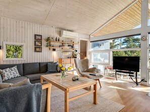 TV, fireplace - "Eltje" - 4km from the sea by Interhome (Blåvand)