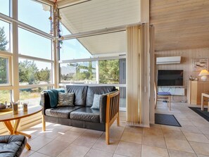 TV, fireplace, DVD player - "Nadia" - 1.7km from the sea by Interhome (Blåvand)