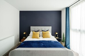 1 bedroom, WiFi, bed sheets - 1-Bed Apartment- Sleeps 2, Central Links & Pets Ok (London)