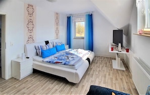 1 bedroom, travel crib, free WiFi, bed sheets