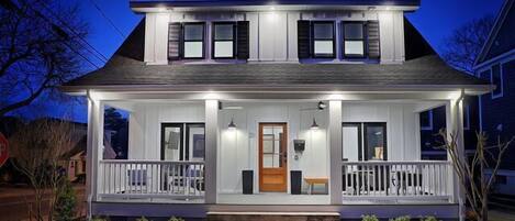 تفاصيل الفندق من الخارج