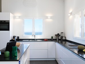 Fridge, microwave, oven, dishwasher - Atardecer by Interhome (Torrox Costa)