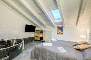 2 chambres, fer et planche Ă repasser, Wi-Fi gratuit, draps fournis