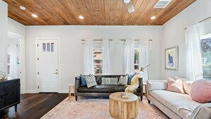 House, Multiple Beds, Kitchen, Garden View | Living area - Boho Escape (Austin)