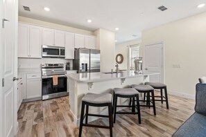 บ้านพัก, หลายเตียง, ห้องครัว | ครัวส่วนตัว | ตู้เย็น, ไมโครเวฟ, เตาอบ, เตาประกอบอาหาร