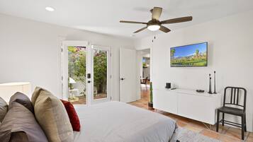 House, Multiple Beds, Pool Access, Mountain View | 2 bedrooms, individually decorated, individually furnished, desk