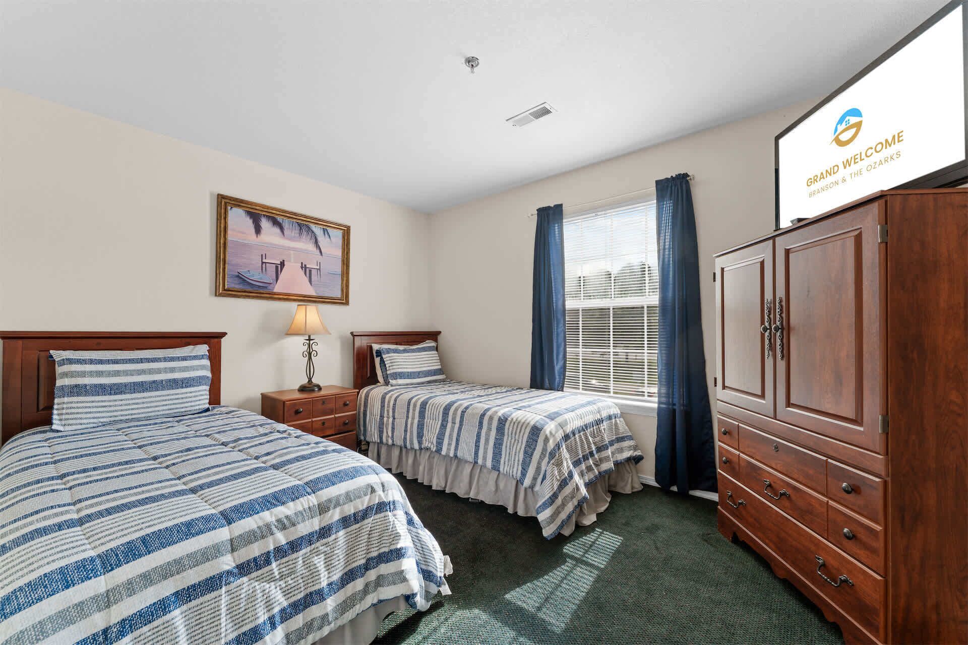 Condo, Multiple Beds, Balcony (On Lake Time Taneycomo)