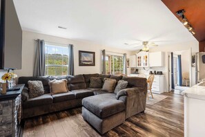 Condo, Multiple Beds, Balcony (On Lake Time Taneycomo) | Living area | 42-inch flat-screen TV with digital channels