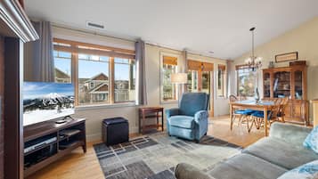 Condo, Multiple Beds, Balcony, Garden View (The Three Sisters) | Living area | 42-inch flat-screen TV with digital channels, fireplace
