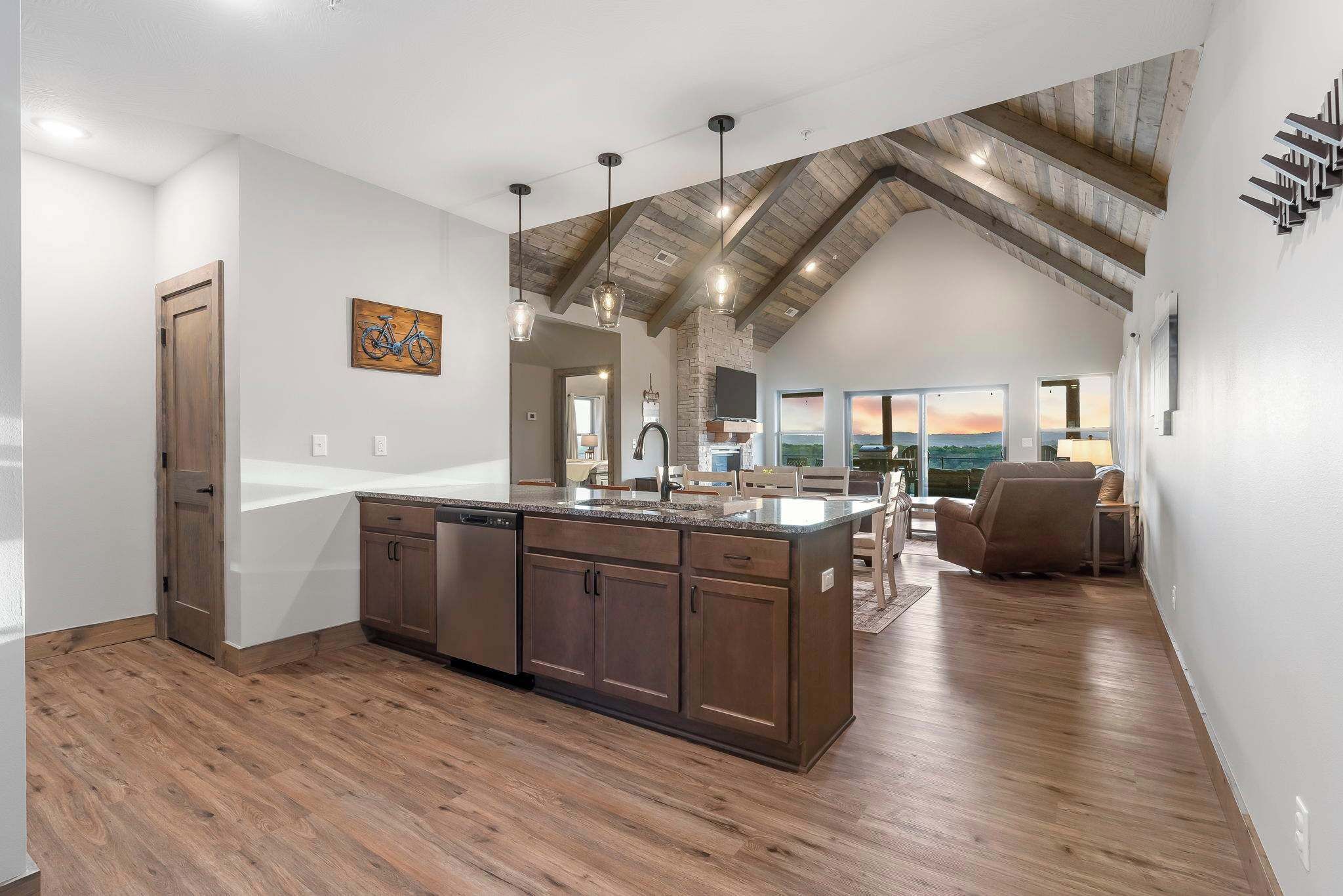 House, Multiple Beds, Fireplace, Mountain View (Two Pines) | Interior