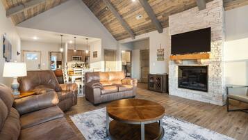 House, Multiple Beds, Fireplace, Mountain View (Two Pines) | Living area | 42-inch flat-screen TV with digital channels