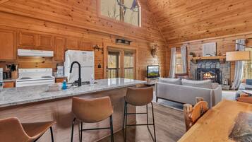 Cabin, Multiple Beds, Hot Tub, Mountain View (Moosehead Lodge) | Private kitchen | Fridge, microwave, oven, stovetop