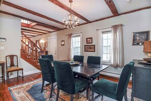 House, Multiple Beds, Hot Tub, Garden View (Maple Shadow Farm) | Dining