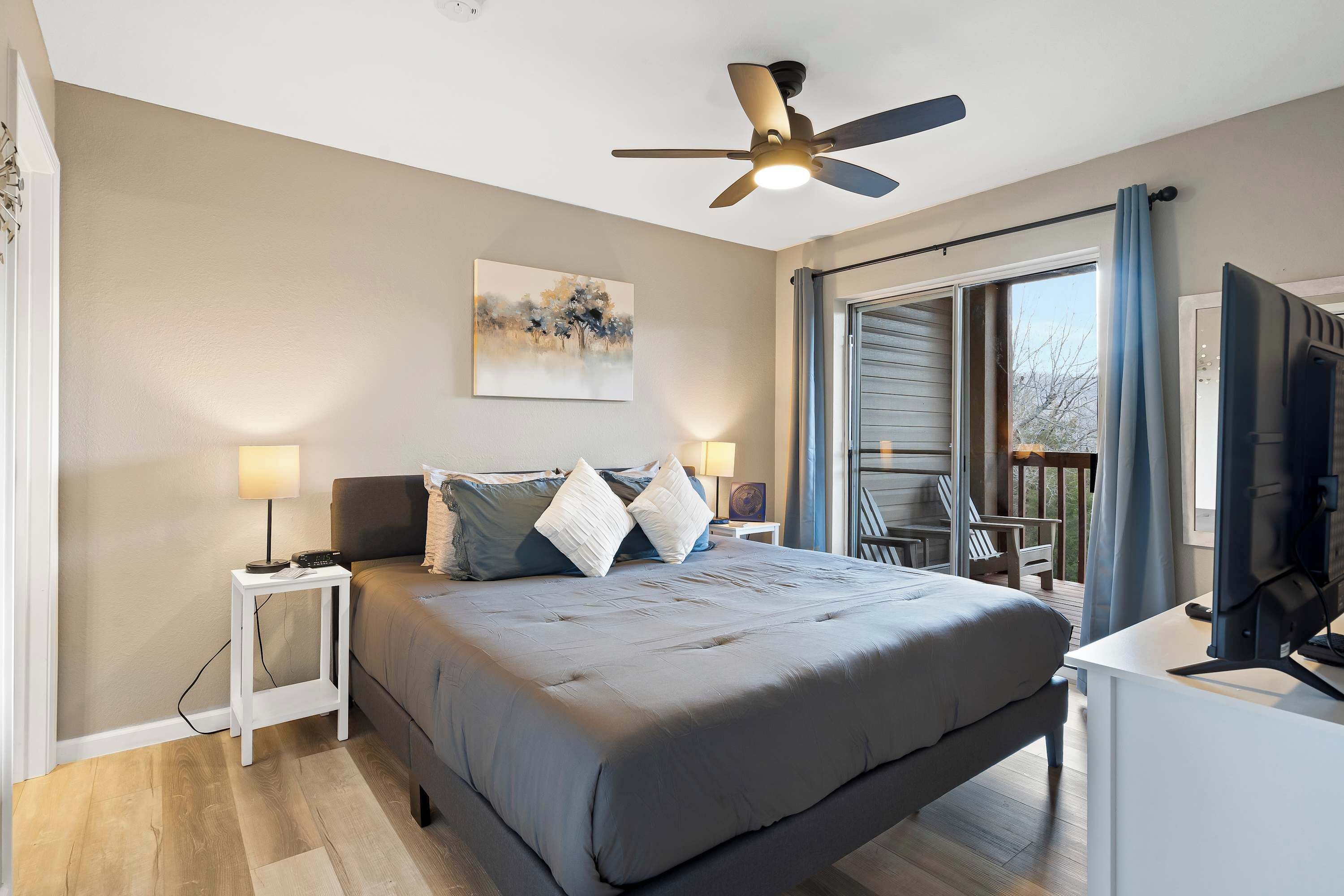 Condo, Multiple Beds, Balcony, Mountain View (Silver Lake Hideaway) | 2 bedrooms, individually decorated, individually furnished, bed sheets