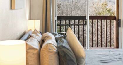 Silver Lake Hideaway Chic 2 Bdr, Dog Friendly!