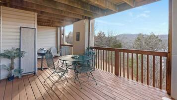Condo, Multiple Beds, Balcony, Mountain View (Silver Lake Hideaway) | Outdoor dining