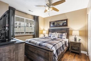 Condo, Multiple Beds, Pool Access | 2 bedrooms, individually decorated, individually furnished, free WiFi - The Lake Escape (Branson)