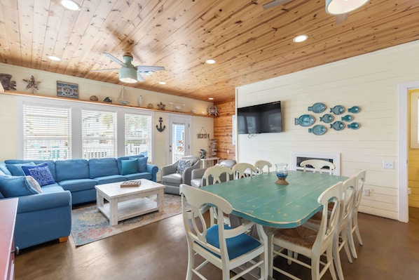 Maison, Plusieurs lits, patio, vue sur la piscine (Dockside) | Intérieur