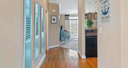 Grande at Canal Retreat Great Area in Rehoboth!