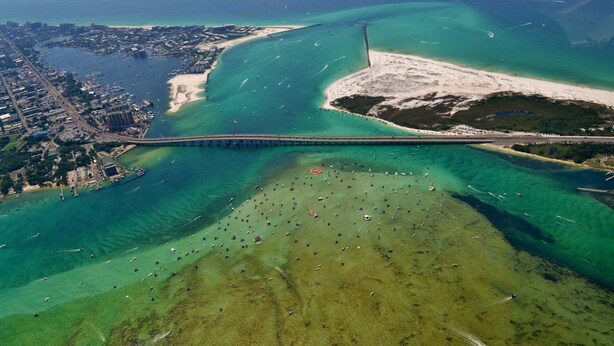 Beach - Seashell Shuffle at Pilot House (Miramar Beach)
