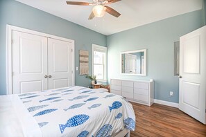 House, Multiple Beds, Pool Access, Garden View (Maritime Meadows) | 3 bedrooms, individually decorated, individually furnished, free WiFi - Maritime Meadows Charming Resort-style Home! (Kennebunkport)