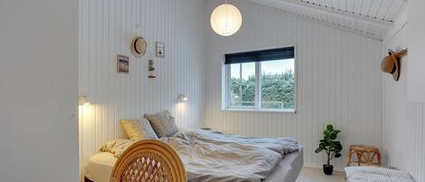 4 bedrooms, WiFi