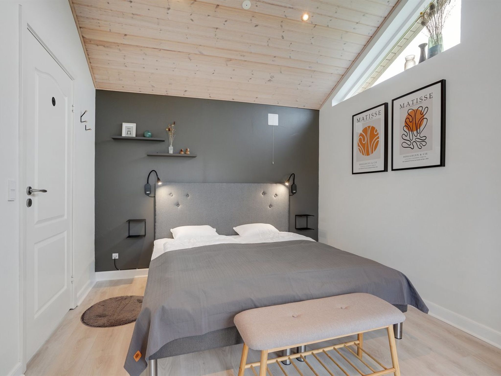 4 makuuhuonetta, internet