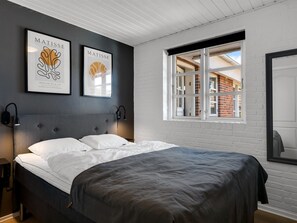 4 bedrooms, Internet