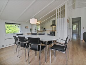 Dining - "Darina" - 1.5km from the sea by Interhome (Blåvand)