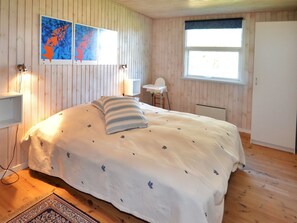 3 bedrooms, WiFi - "Annalina" - 1.1km from the sea by Interhome (Blåvand)