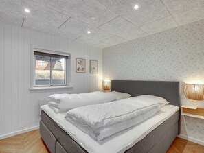 4 bedrooms, WiFi