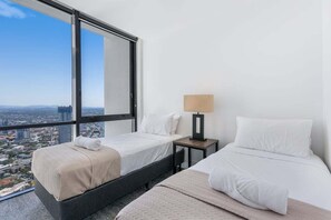 2 Schlafzimmer, BĂŒgeleisen/BĂŒgelbrett, kostenloses WLAN, BettwĂ€sche
