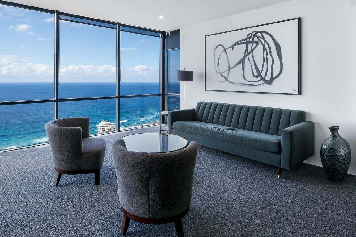 Circle On Cavill Sky Home! - Surfers Paradise