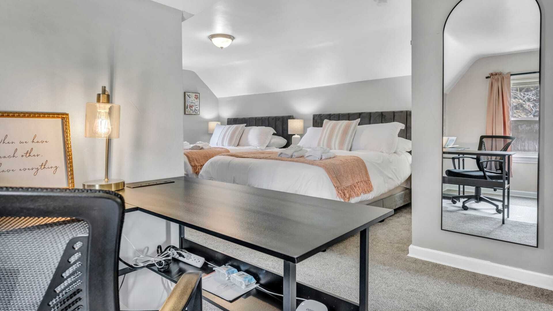 3 bedrooms, desk, iron/ironing board, travel crib