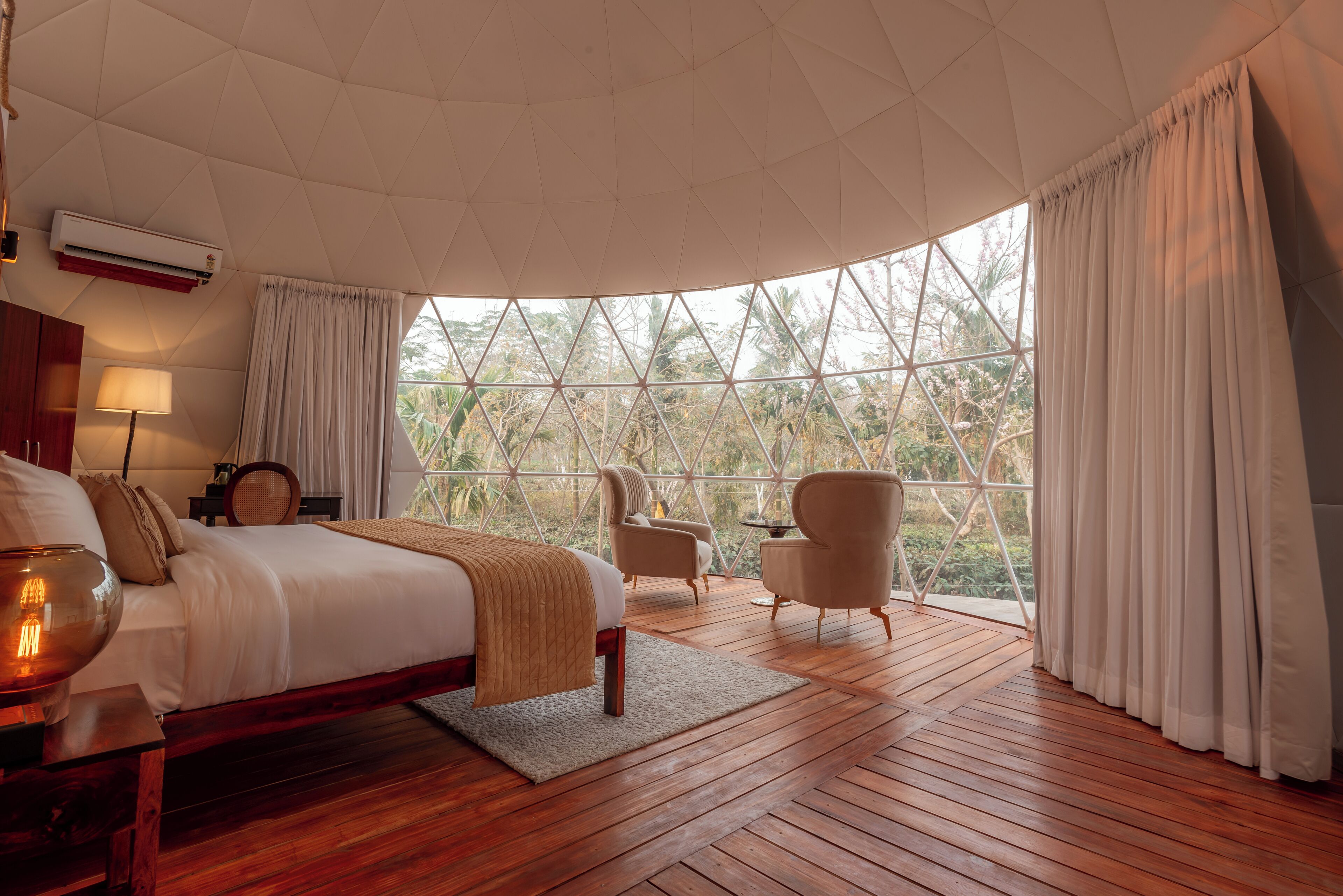 STARLIT - GEODESIC DOME | 客室ごとに異なる装飾、客室ごとに異なるインテリア、アイロン / アイロン台、WiFi (無料)