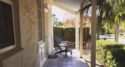 Milk + Honey House is a contemporary, comfortable 1850's cottage, near Angaston