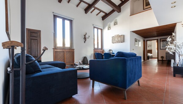 Apartment | 2 bedrooms - Italianway - Bigli 6 (Milan)