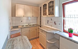 Kühlschrank, Herdplatte