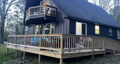 Peaceful and secluded getaway in Saline County