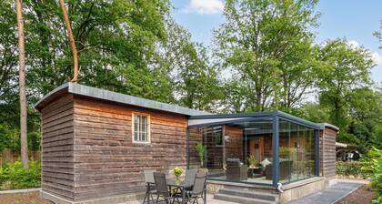 Cosy chalet in the middle of the woods