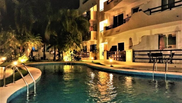 Pool - Condo in Downtown of Playa (Playa del Carmen)