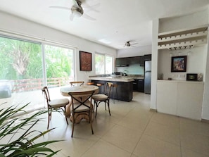 Private kitchen - Condo in Downtown of Playa (Playa del Carmen)