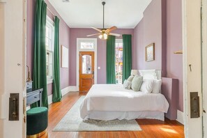 4 Schlafzimmer, Bügeleisen/Bügelbrett, Reisekinderbett, WLAN