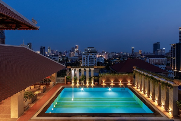 Outdoor pool, pool umbrellas, pool loungers