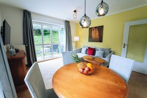 TV - Appartement Nr. 21, 46qm, Du/wc, Wohn/schlafraum, Ostbalkon (Bad Reichenhall)