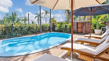 Piscine extérieure, piscine chauffée